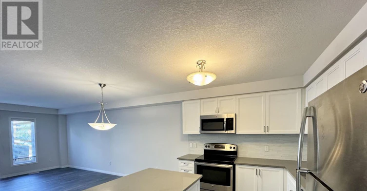 3186 Singleton Avenue, London, ON, N6L 0B8 - 8