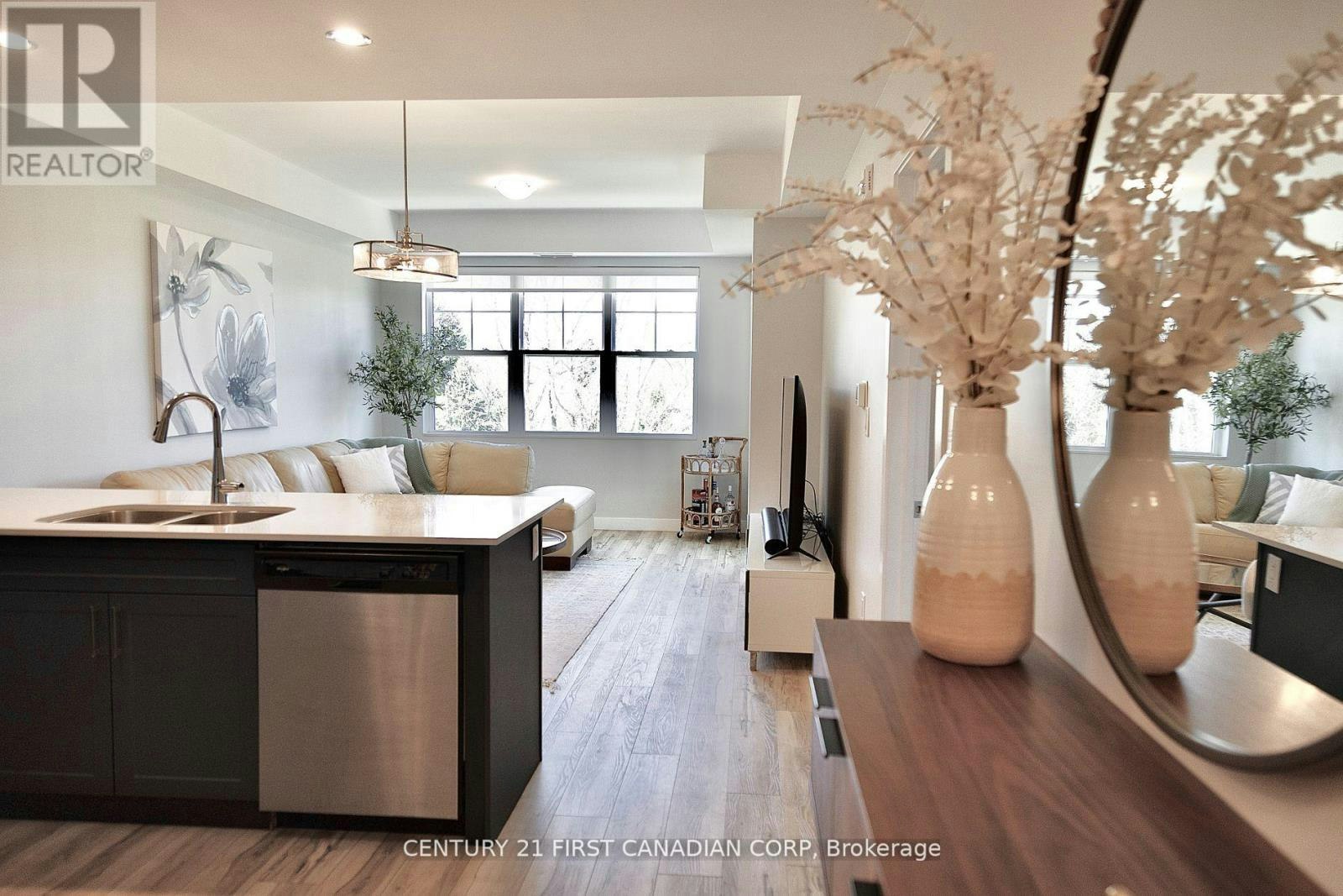 403-100 The Promenade, Port Stanley, ON, N5L 0B7 - 4
