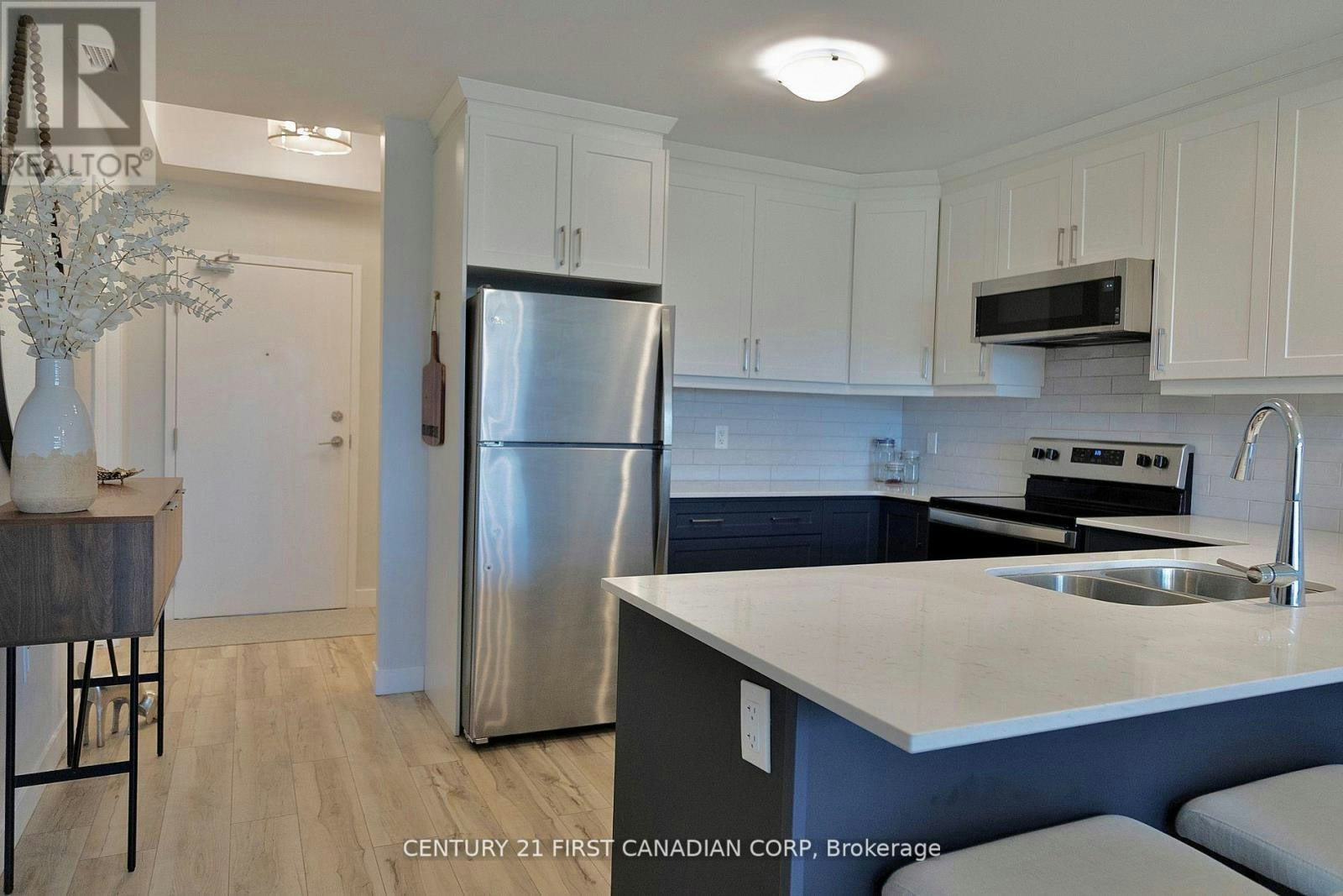 403-100 The Promenade, Port Stanley, ON, N5L 0B7 - 5