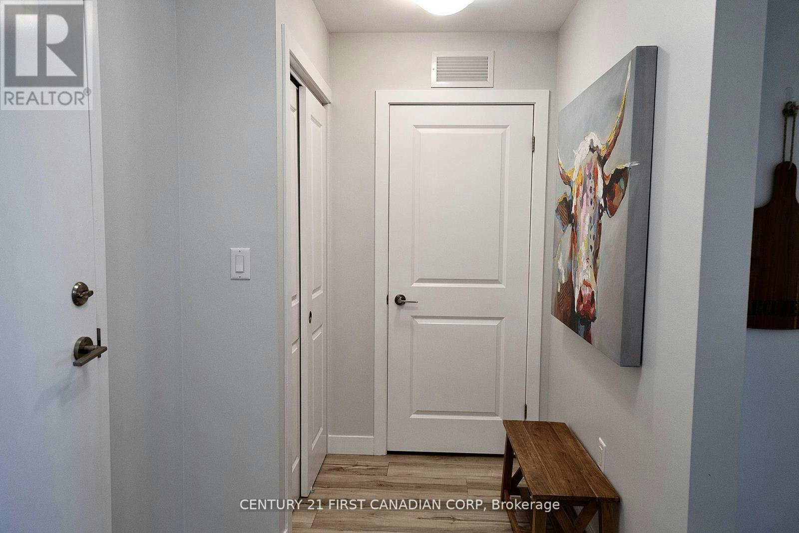 403-100 The Promenade, Port Stanley, ON, N5L 0B7 - 2