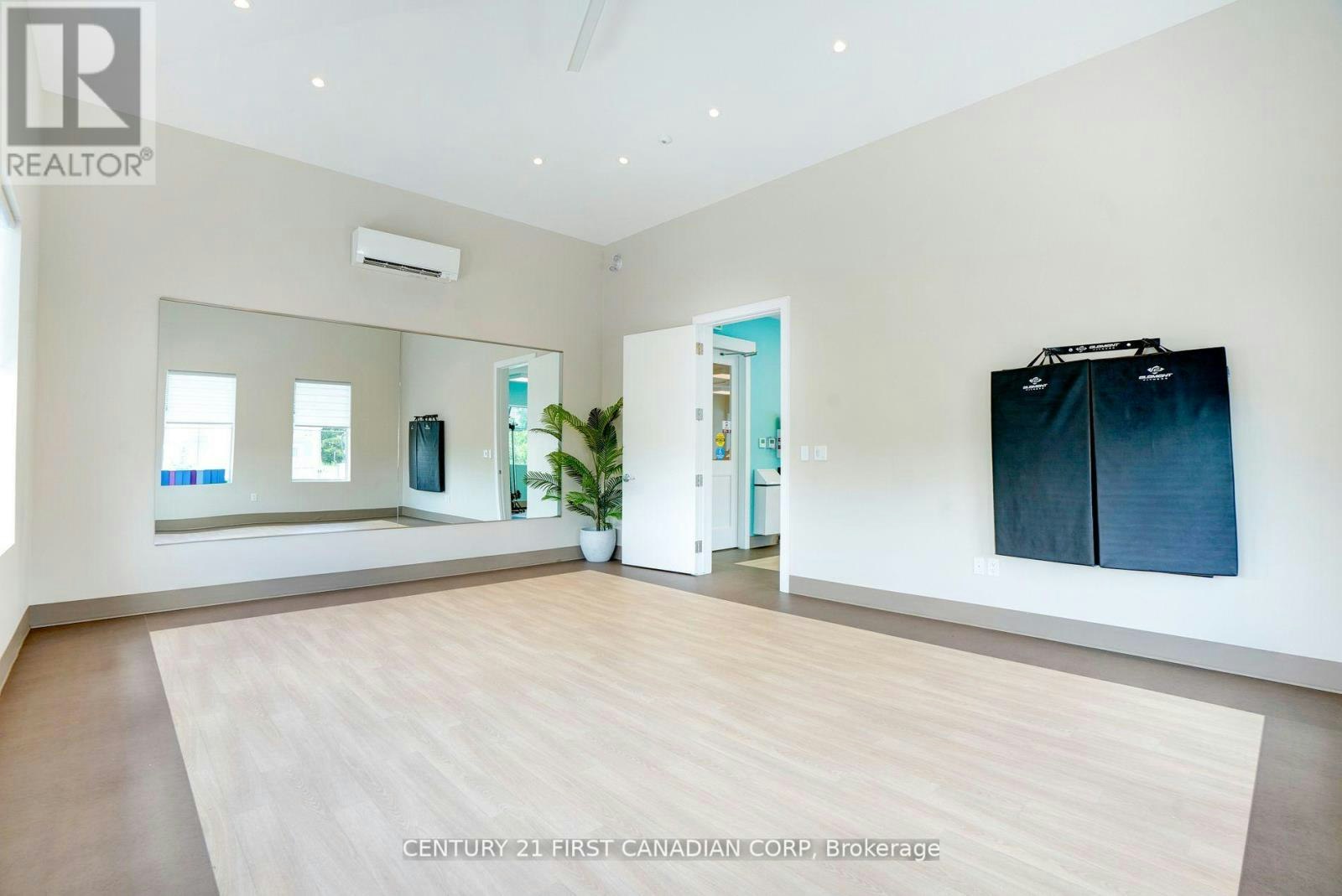 403-100 The Promenade, Port Stanley, ON, N5L 0B7 - 26