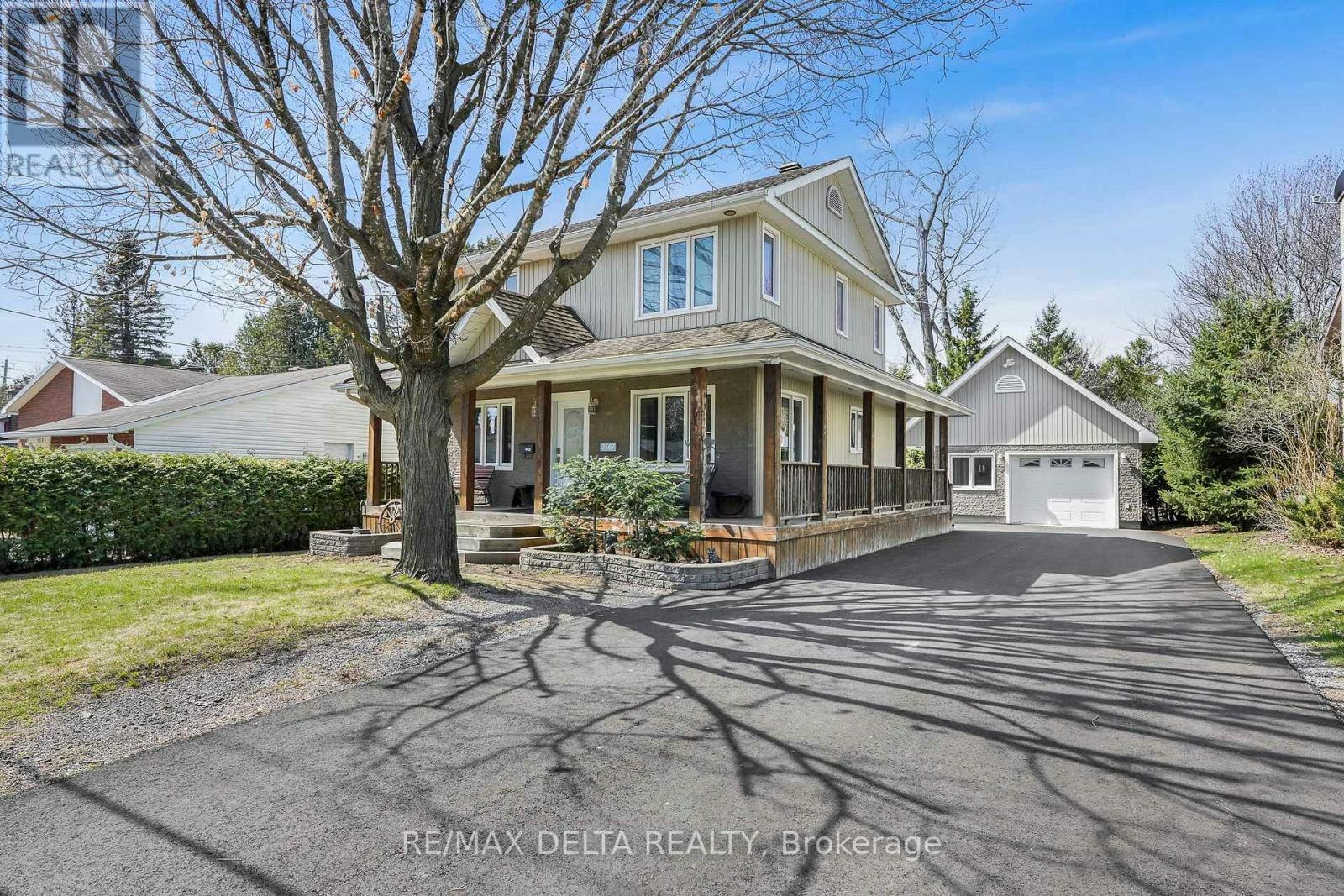 2567 Cleroux Crescent, Ottawa, ON, K1W 1B6