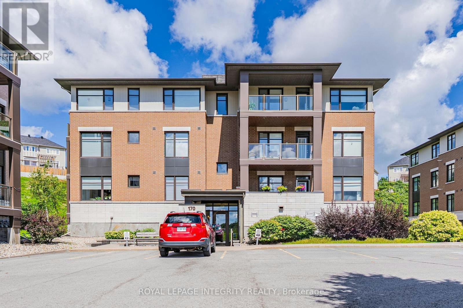 303-170 Guelph Private, Ottawa, ON, K2T 0J5