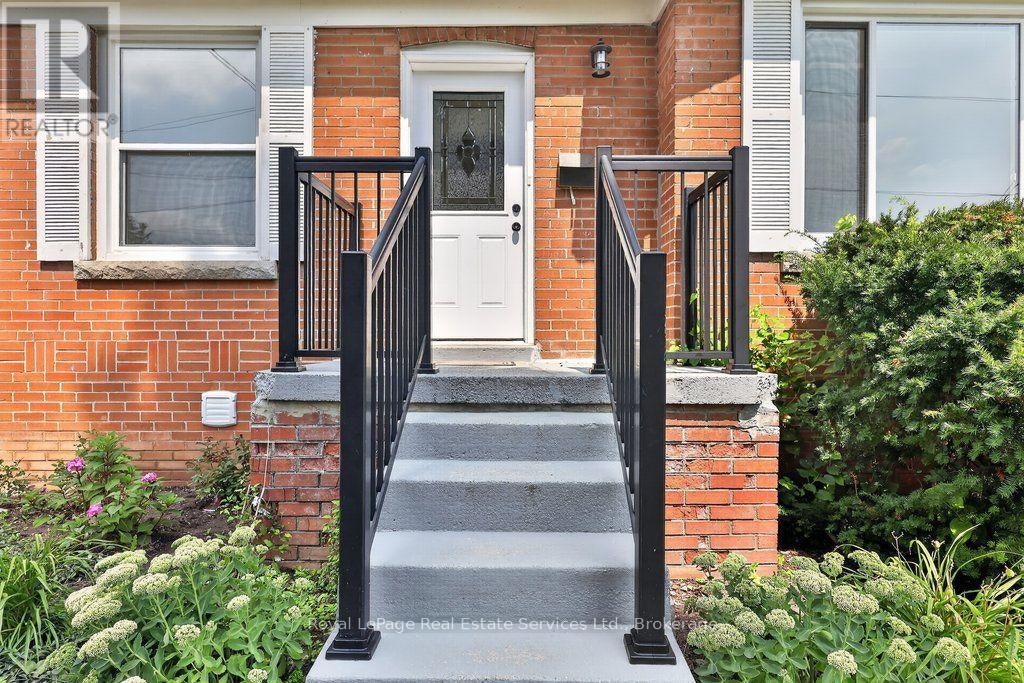 MAIN-79 Kingswood Road, Oakville, ON, L6K 2E2 - 2