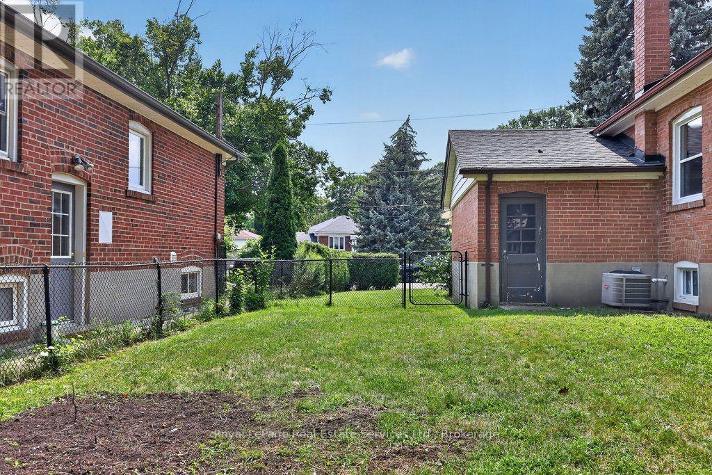 MAIN-79 Kingswood Road, Oakville, ON, L6K 2E2 - 28
