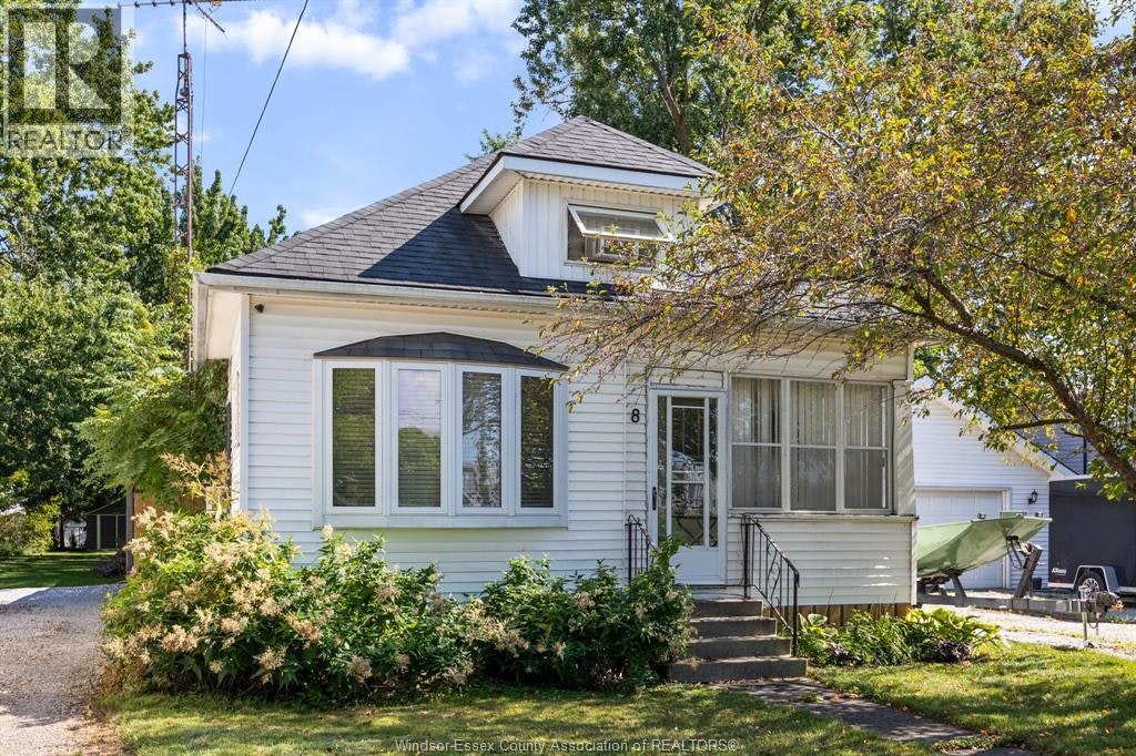 8 Young Street, Chatham-Kent, ON, N0P 2L0