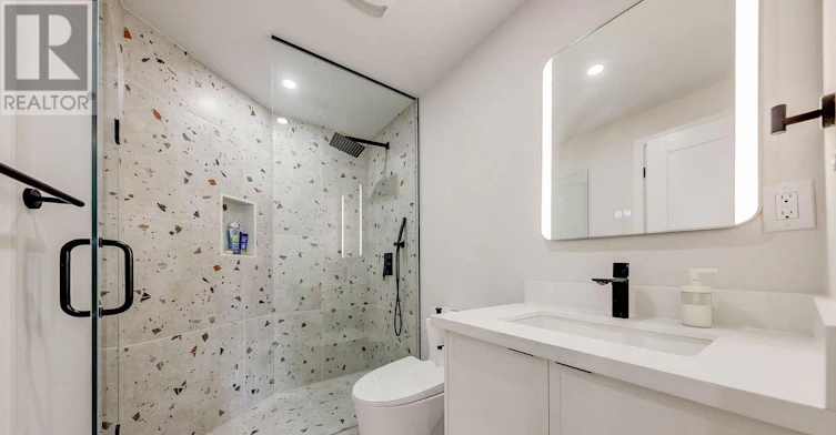 ENSUITE 3-431 Roxton Road, Toronto, ON, M6G 3R5 - 5
