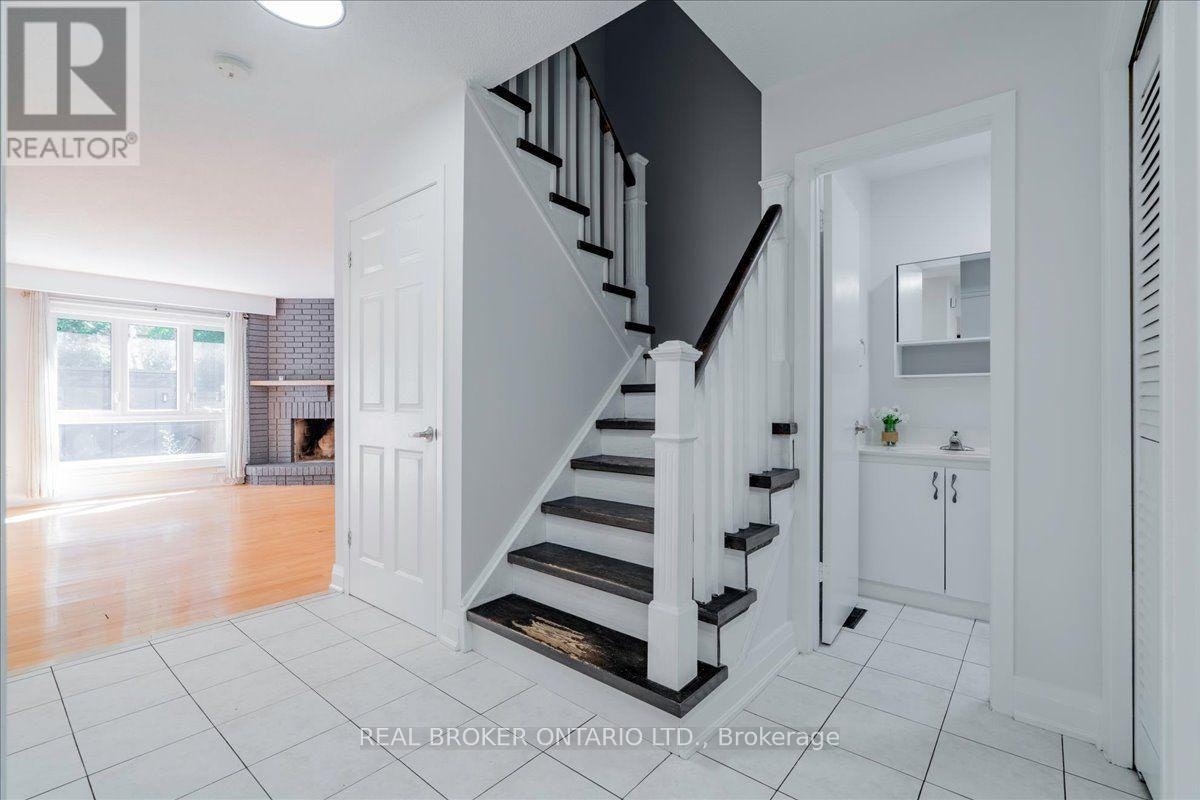 23 Haven Hill Square, Toronto, ON, M1V 1M3 - 11