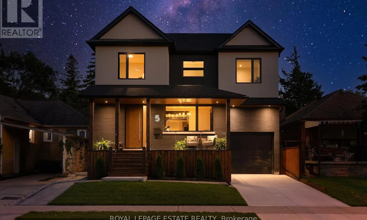 5 North Drive N