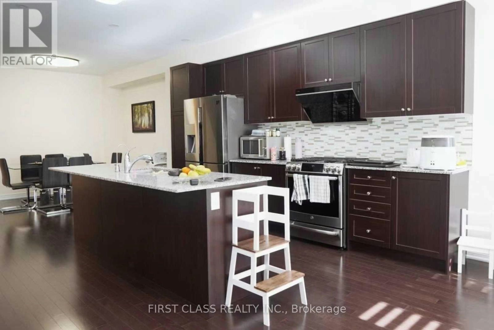11 Twinflower Lane, Richmond Hill, ON, L4E 1E7 - 6