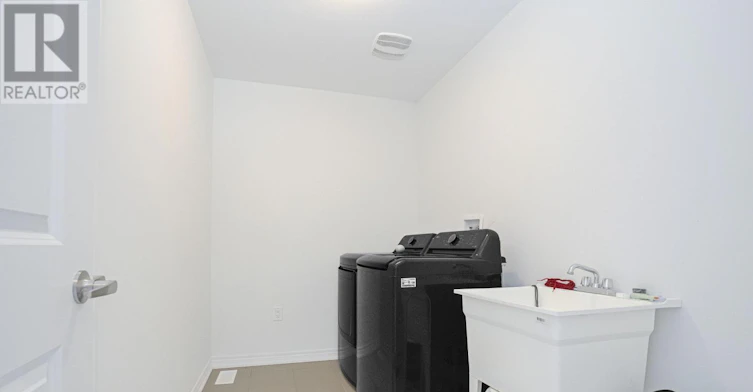 12 Kingsbury Trail, Barrie, ON, L9J 0W9 - 42