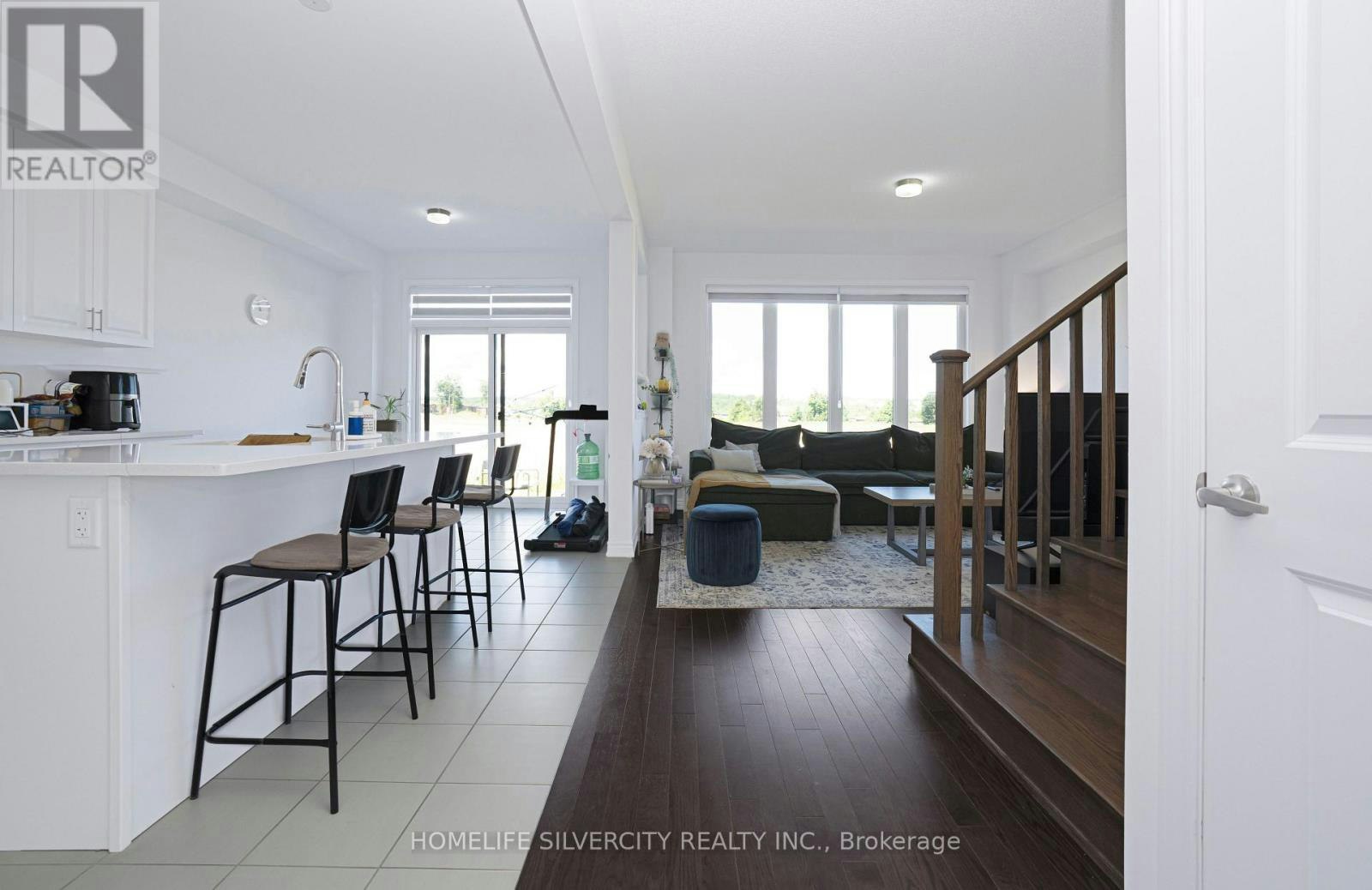 12 Kingsbury Trail, Barrie, ON, L9J 0W9 - 13