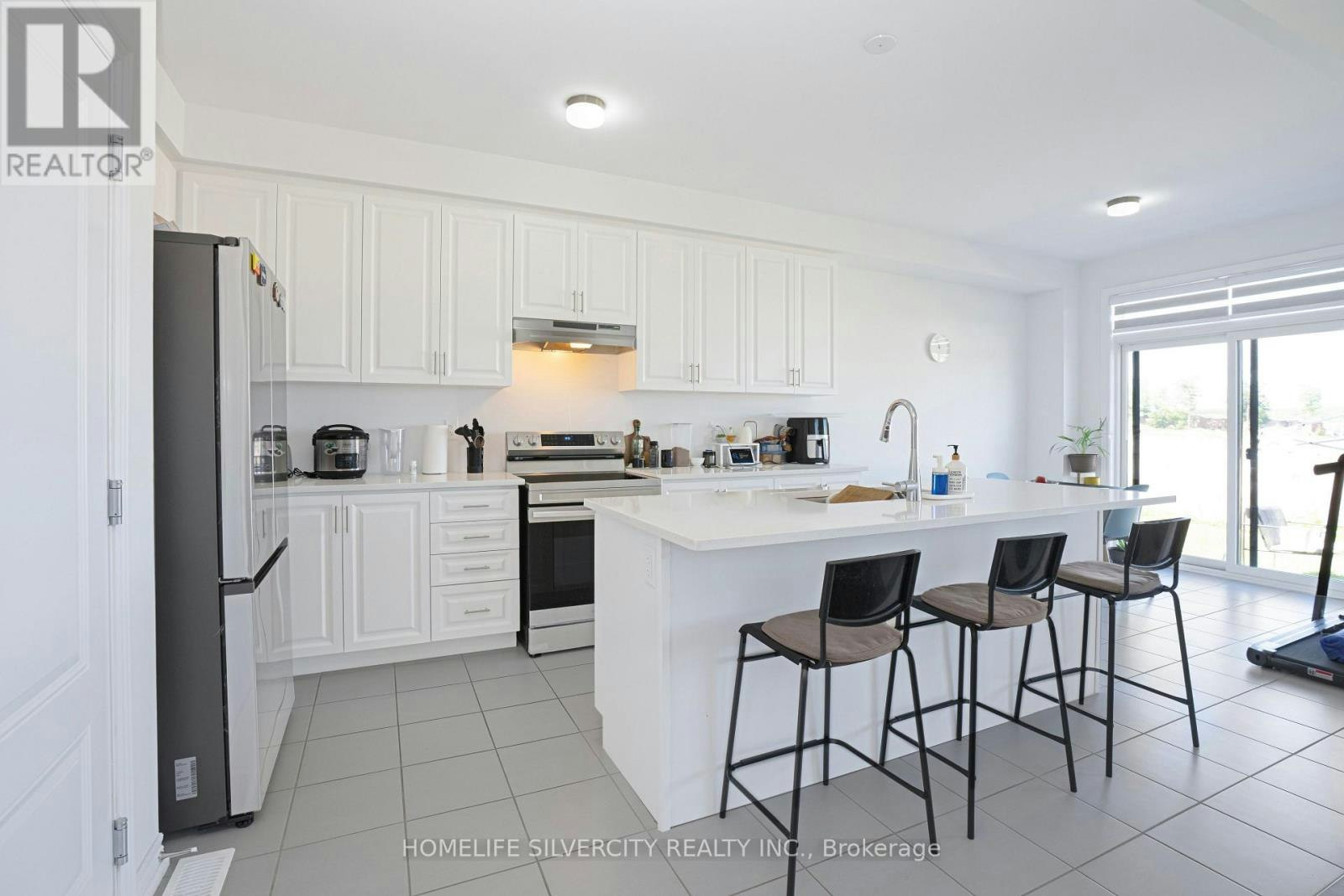 12 Kingsbury Trail, Barrie, ON, L9J 0W9 - 17