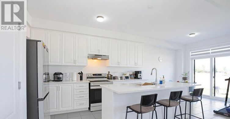 12 Kingsbury Trail, Barrie, ON, L9J 0W9 - 17