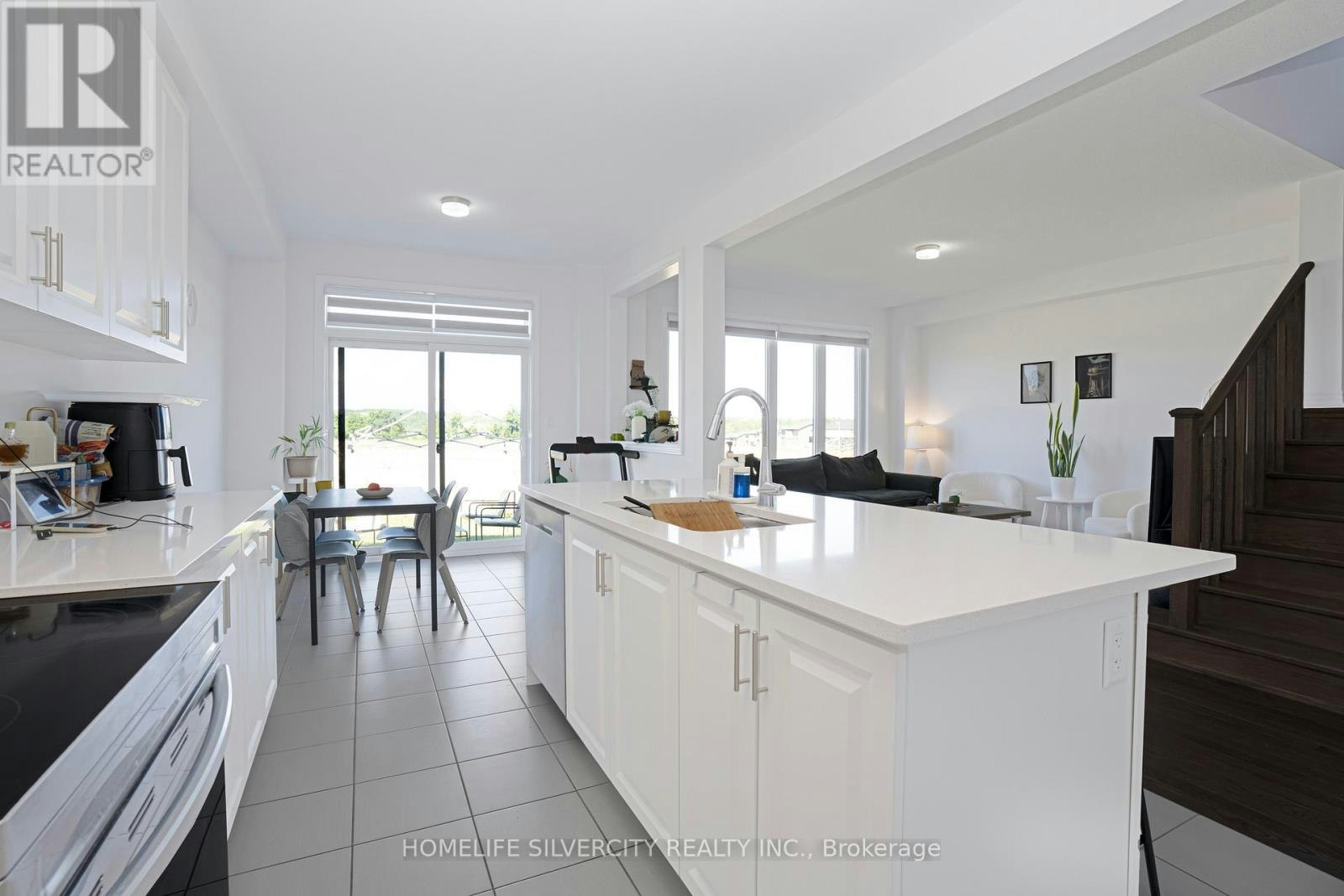 12 Kingsbury Trail, Barrie, ON, L9J 0W9 - 20