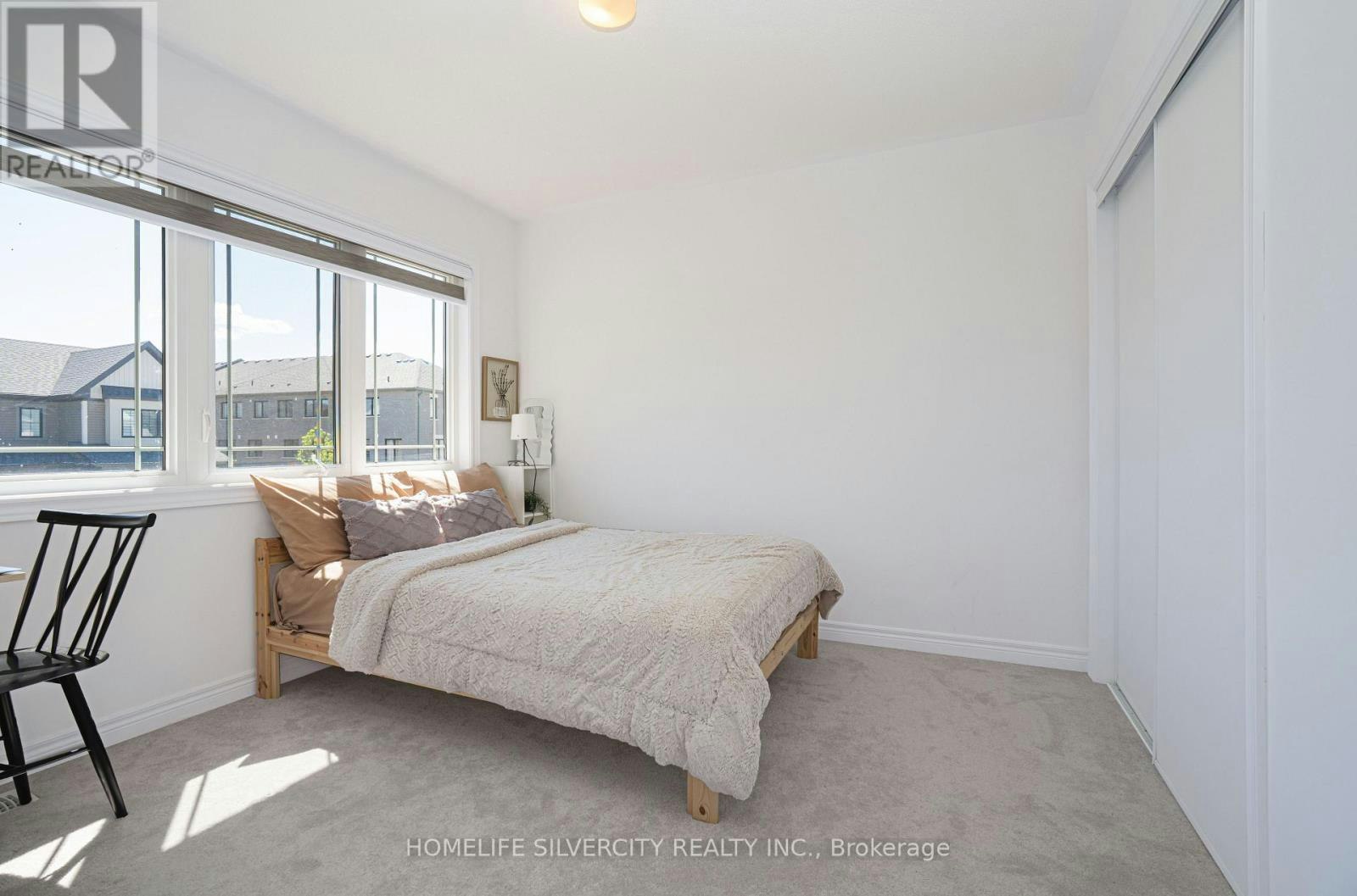 12 Kingsbury Trail, Barrie, ON, L9J 0W9 - 32