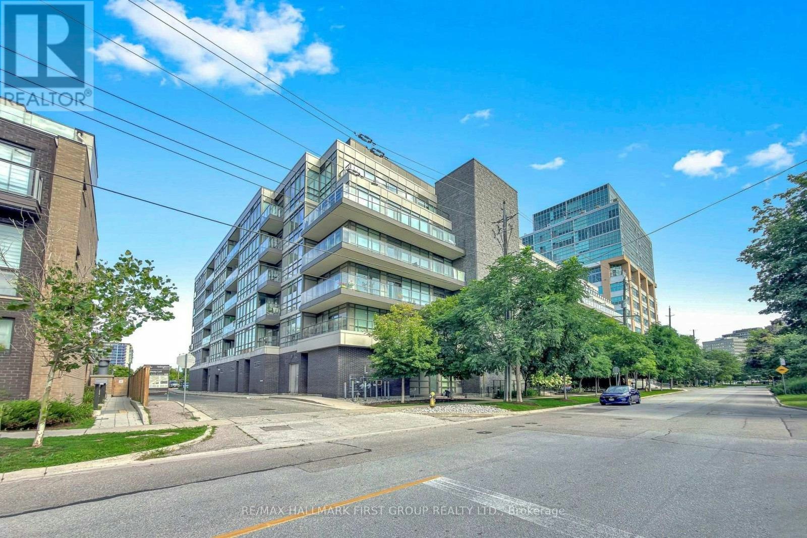 505-8 Fieldway Road, Toronto, ON, M8Z 3L1