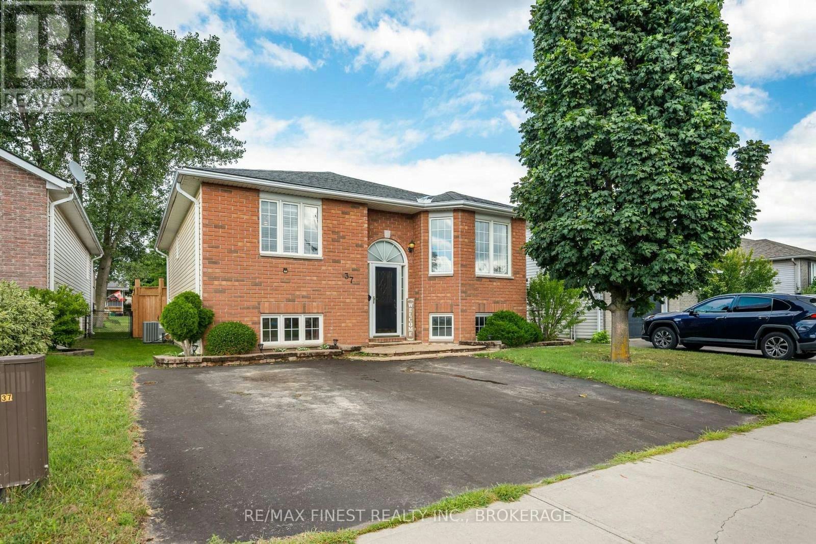 37 Liddle Lane, Belleville, ON, K8N 5Y3