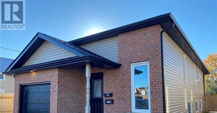 LOWER-113 Thorold Road, Welland, ON, L3C 3V1