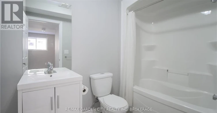 LOWER-113 Thorold Road, Welland, ON, L3C 3V1 - 13