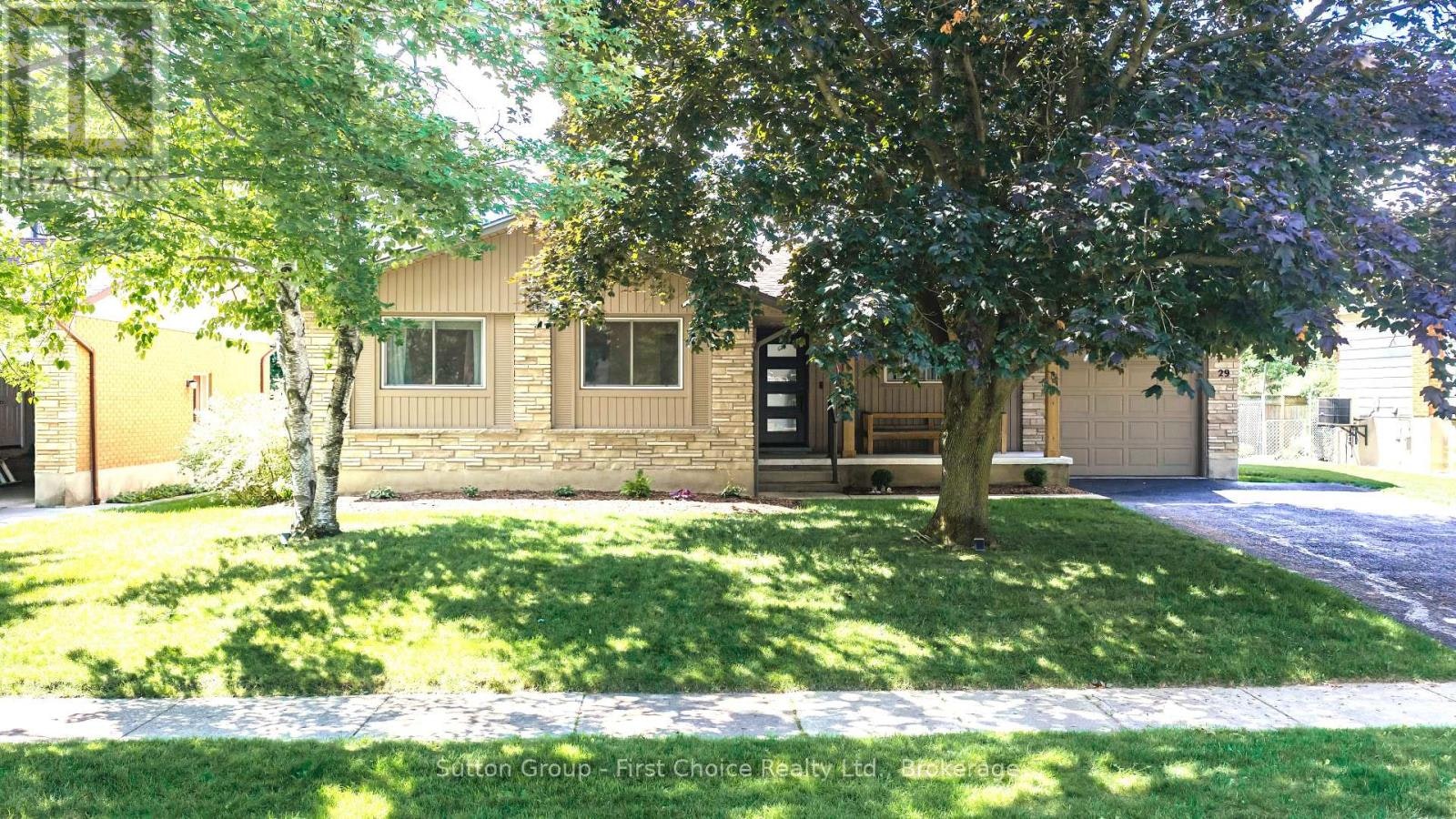 29 Windemere Crescent, Stratford, ON, N5A 6A8
