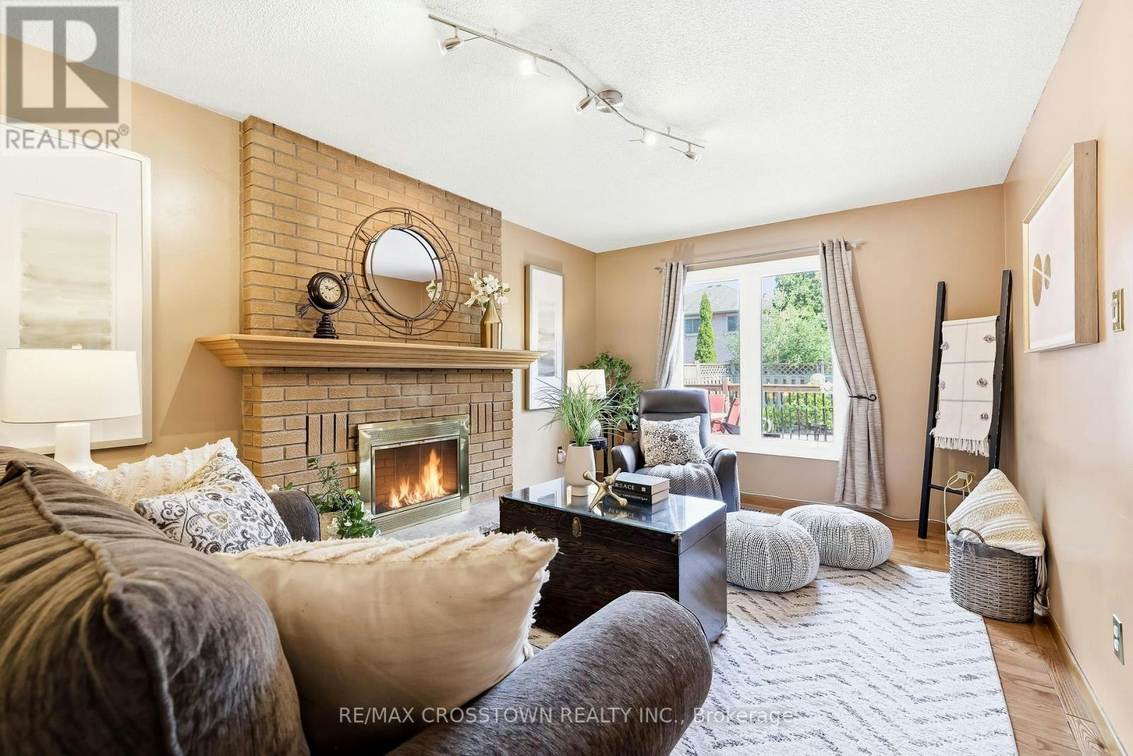 4 Martinet Street, Whitby, ON, L1N 8K8
