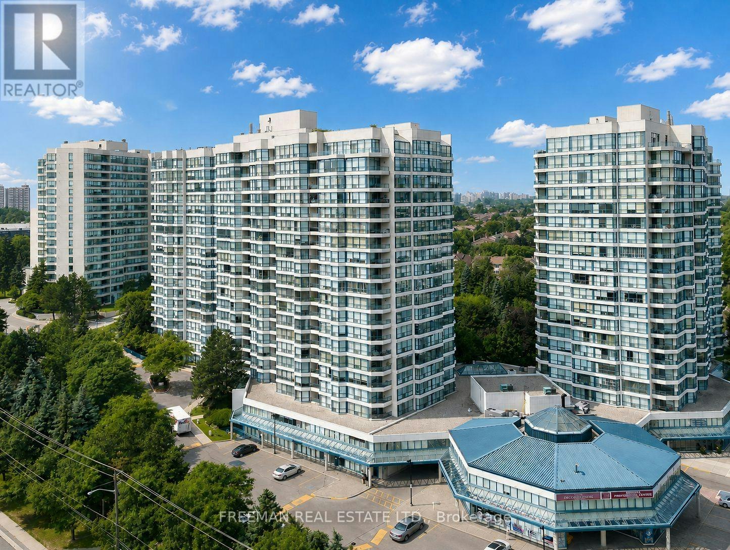 1111-7300 Yonge Street, Markham, ON, L4J 7Y5
