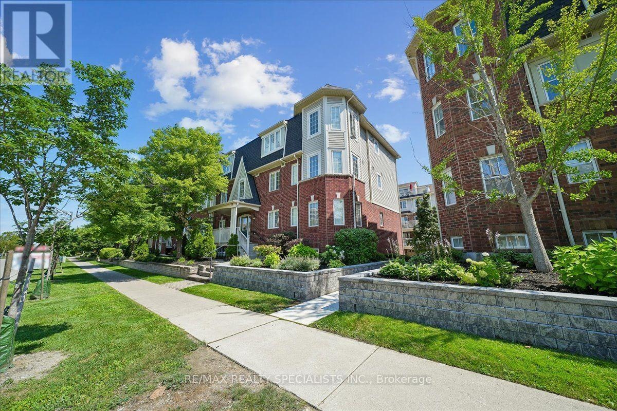 5-614 Shoreline Drive, Mississauga, ON, L5B 0A8