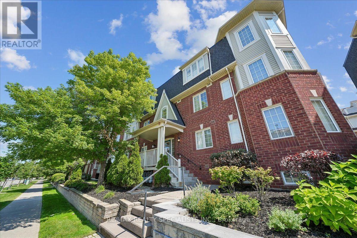 5-614 Shoreline Drive, Mississauga, ON, L5B 0A8 - 2