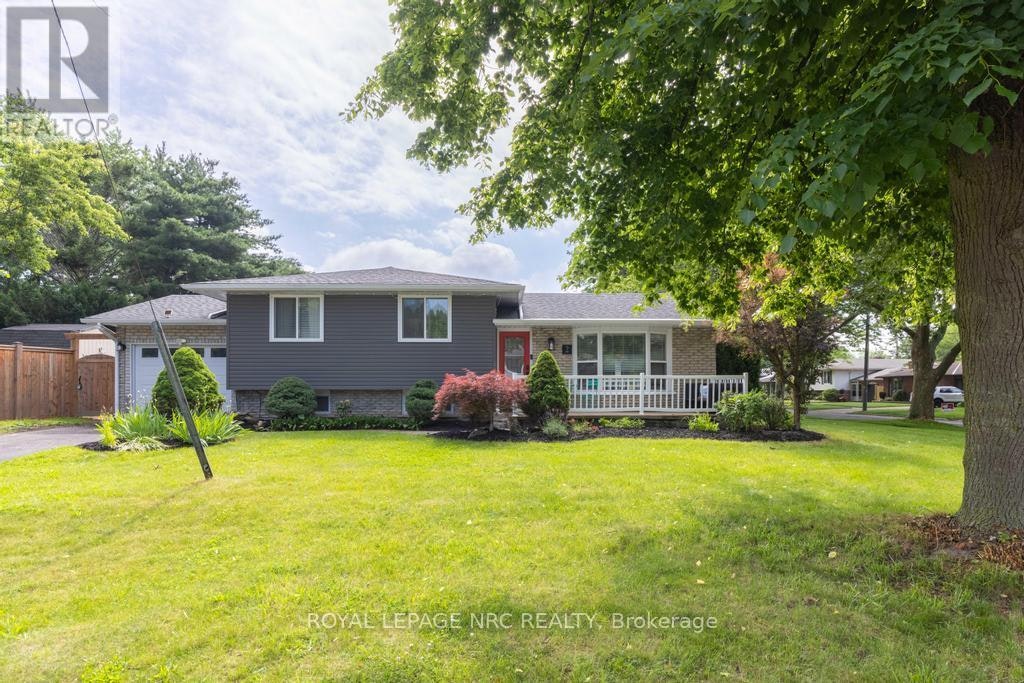 2 Kimberdale Court, St. Catharines, ON, L2N 5W5