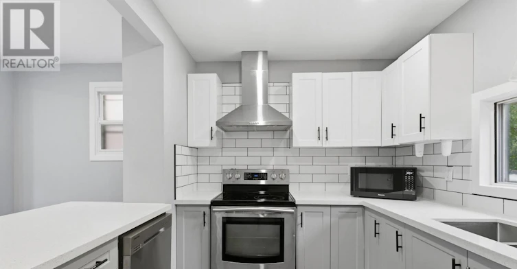 MAIN FLOOR-67 13th Street EAST, Hamilton, ON, L9A 3Z4 - 2