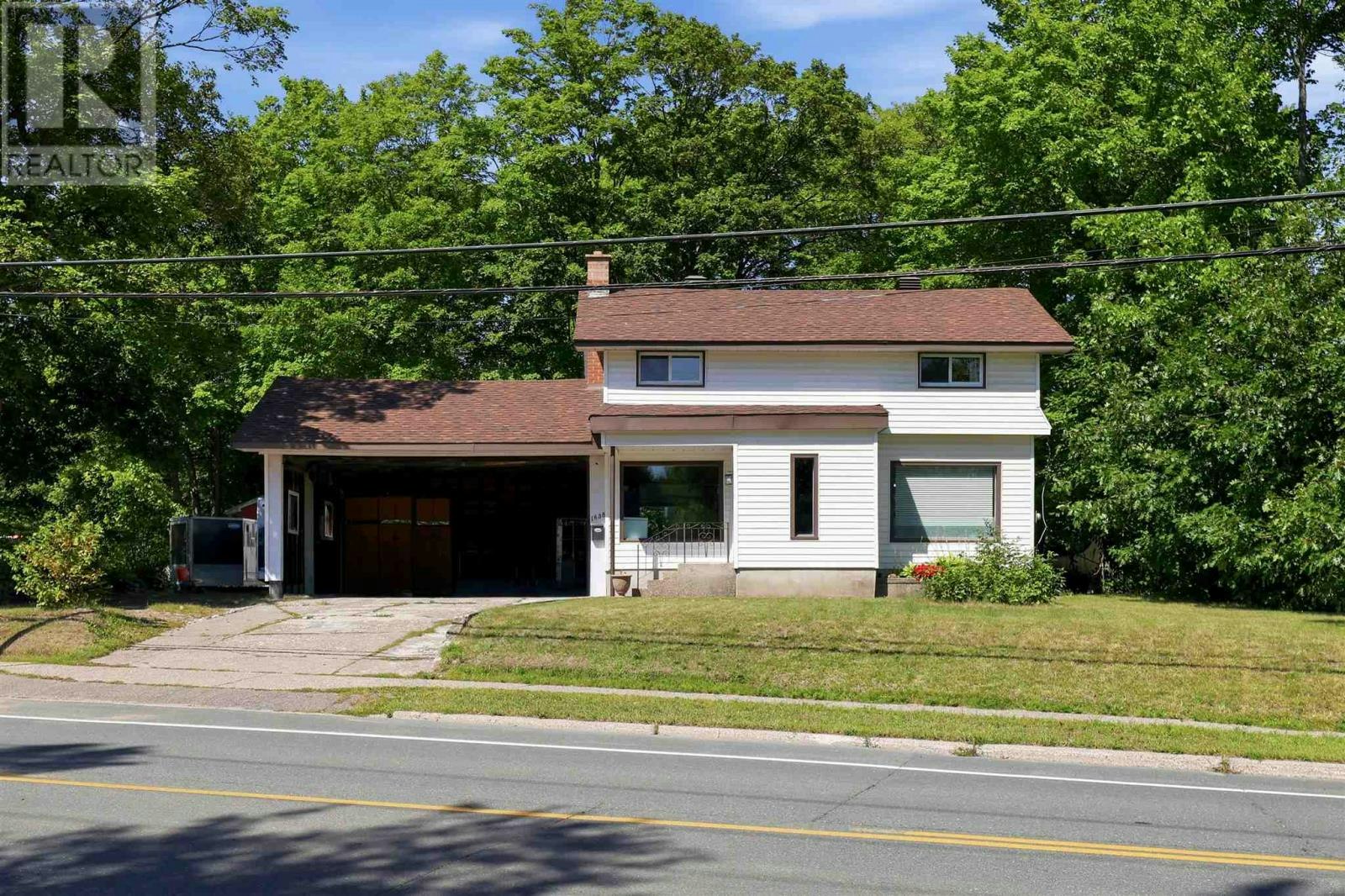 1638 Queen Street E, Sault Ste. Marie, ON, P6A 2G7