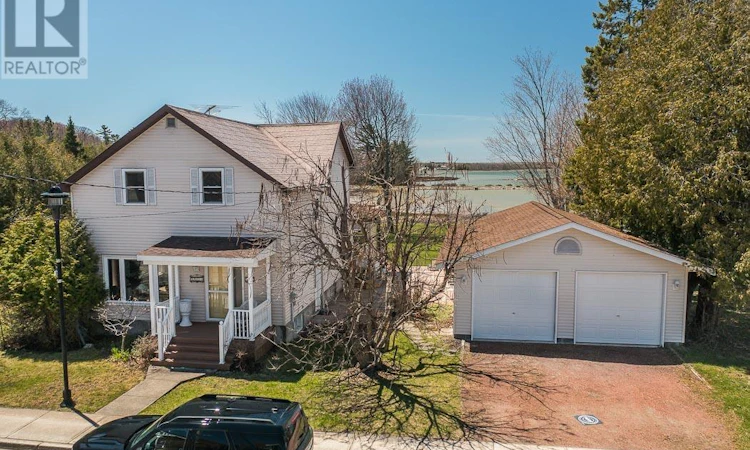 1173 Richards St, St. Joseph Township