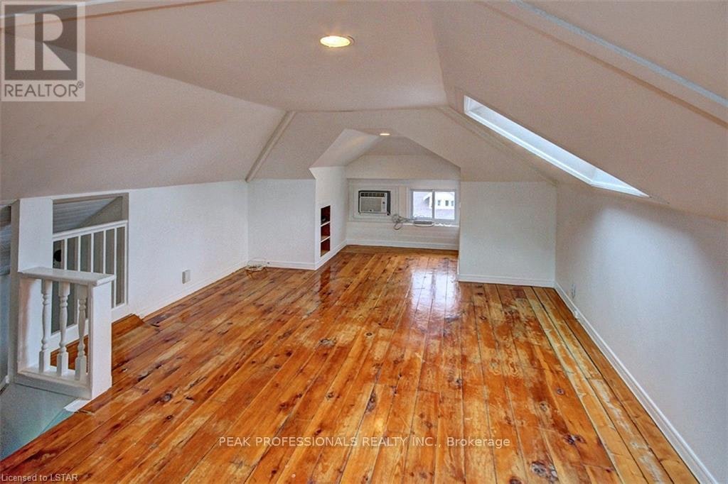 UPPER-35 Cliftonvale Avenue, London, ON, N6J 1J5 - 11