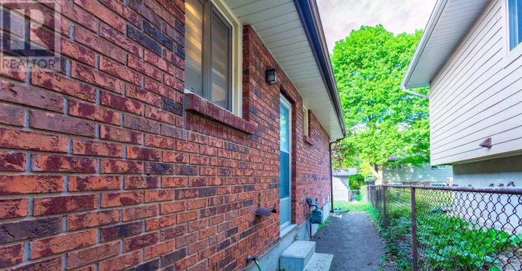 LOWER-19 Windingway Crescent, London, ON, N6G 3E8 - 9