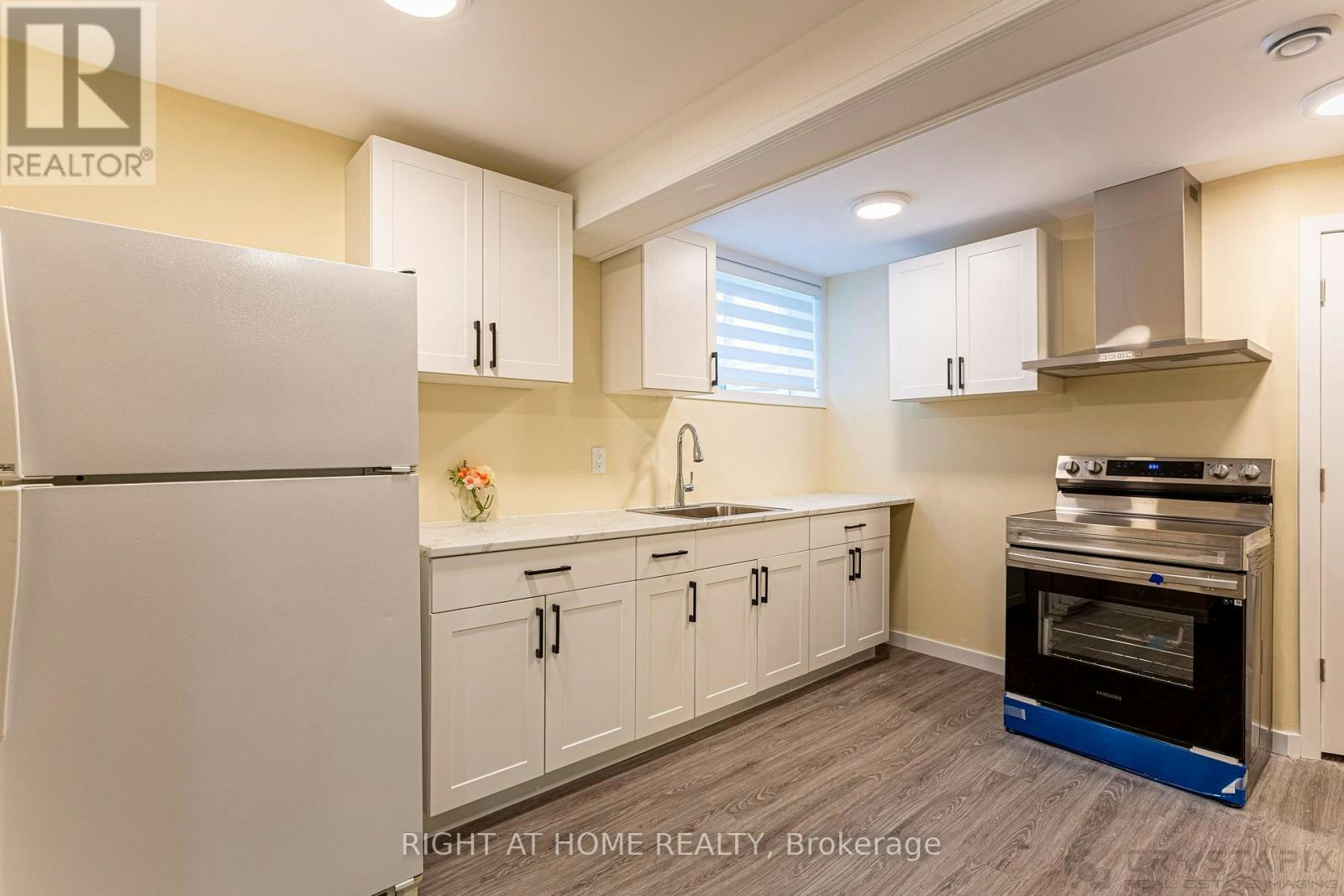 LOWER-19 Windingway Crescent, London, ON, N6G 3E8 - 2