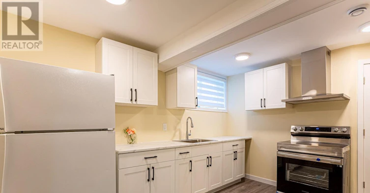 LOWER-19 Windingway Crescent, London, ON, N6G 3E8 - 2