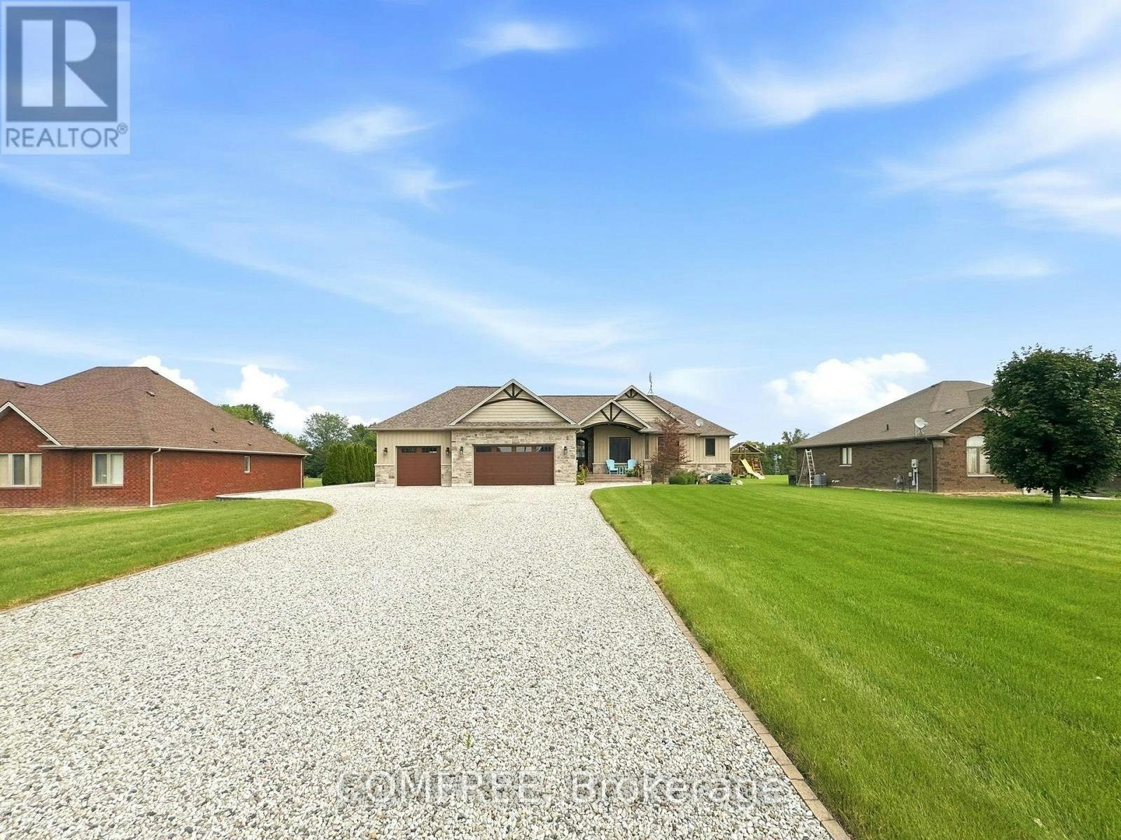 663 County 2 Road, Lakeshore, ON, N8L 1K3