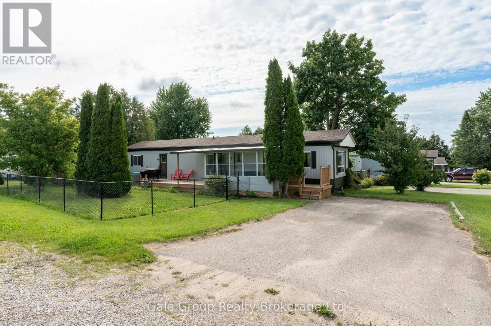 32 Pineview Ave Avenue, Malahide, ON, N0L 2J0