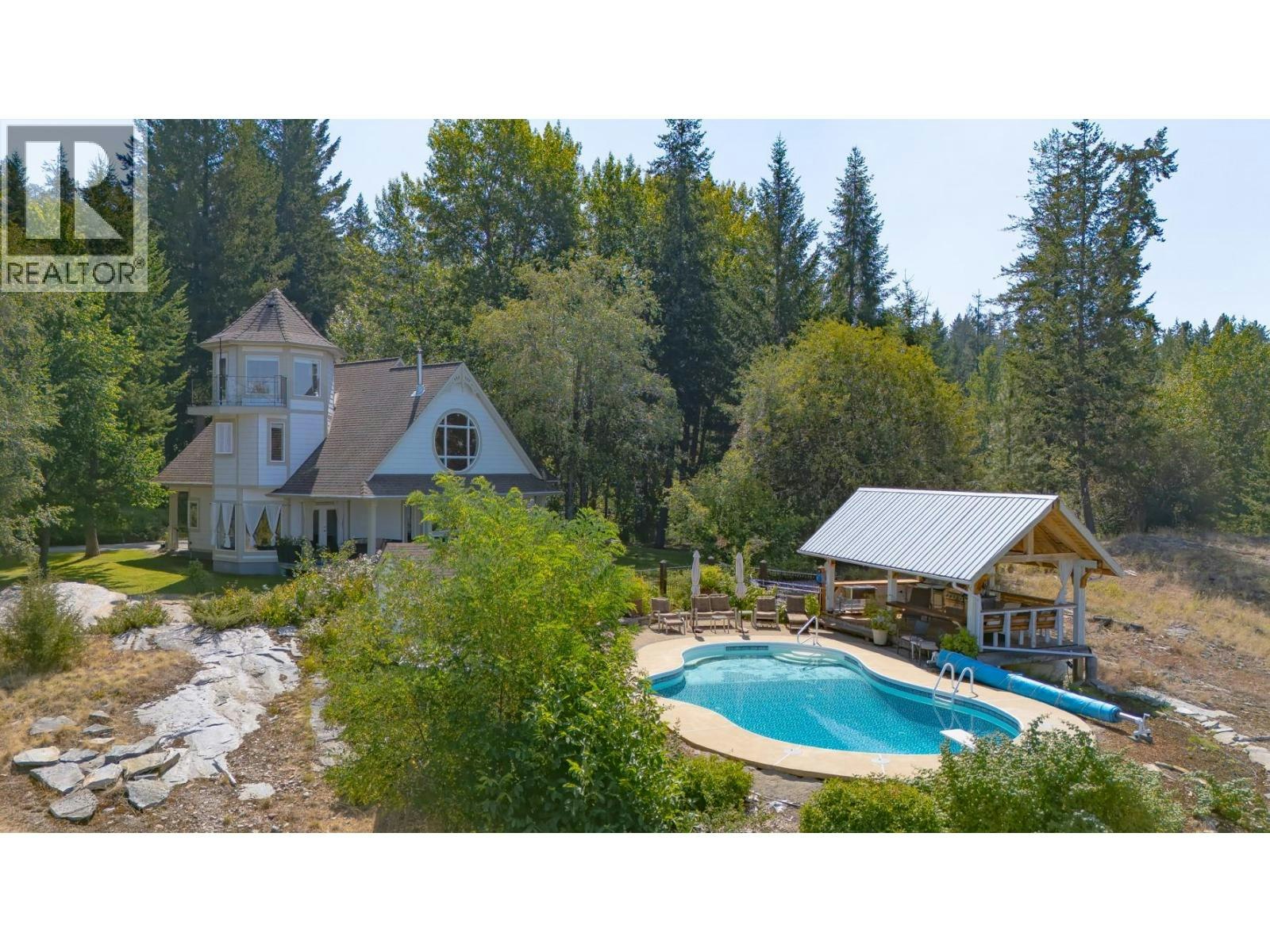 114 Bear End Road, Okanagan Falls, BC, V2A 8V6