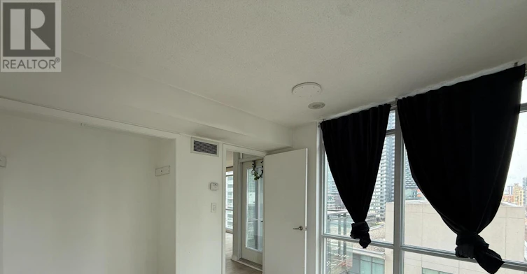 1206-11 Brunel Court, Toronto, ON, M5V 3Y3 - 6