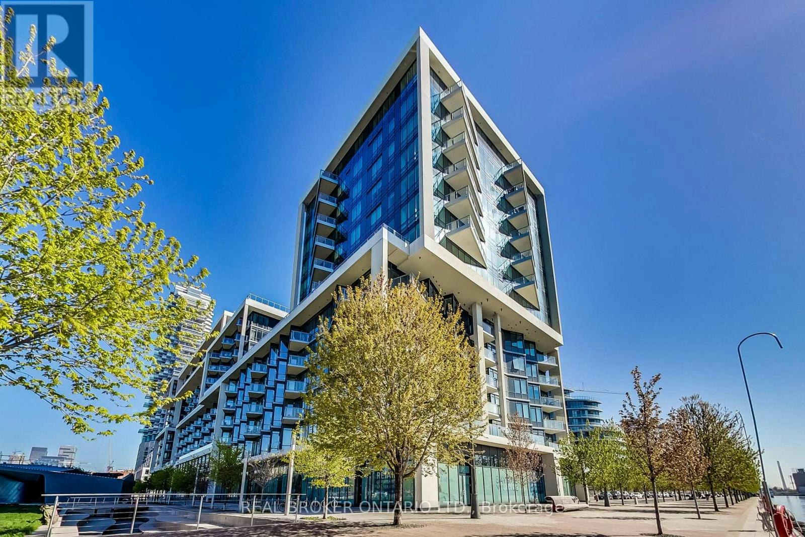 325-55 Merchants' Wharf, Toronto, ON, M5P 0A2