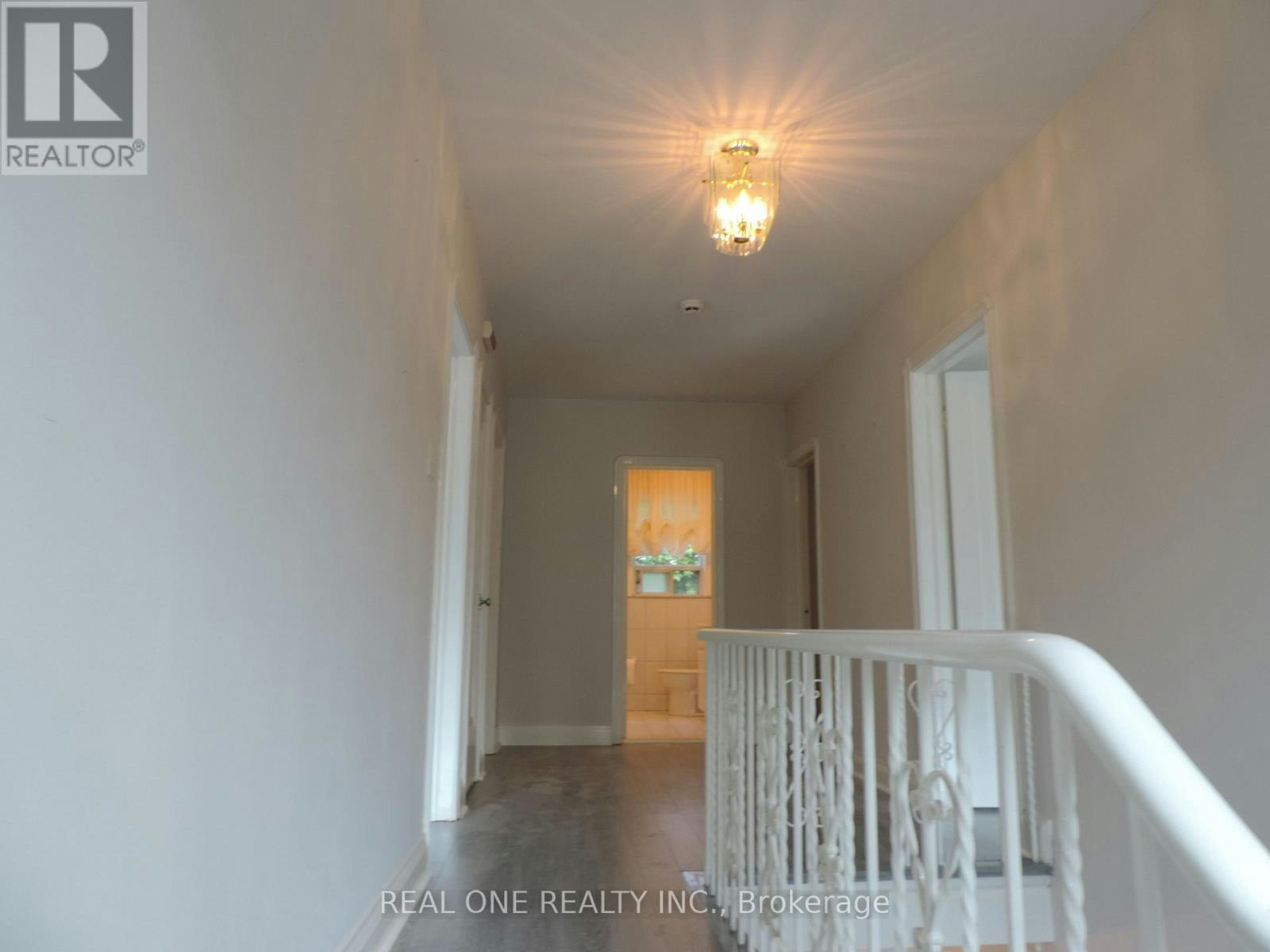 616 Briar Hill Avenue, Toronto, ON, M5N 1N2 - 8