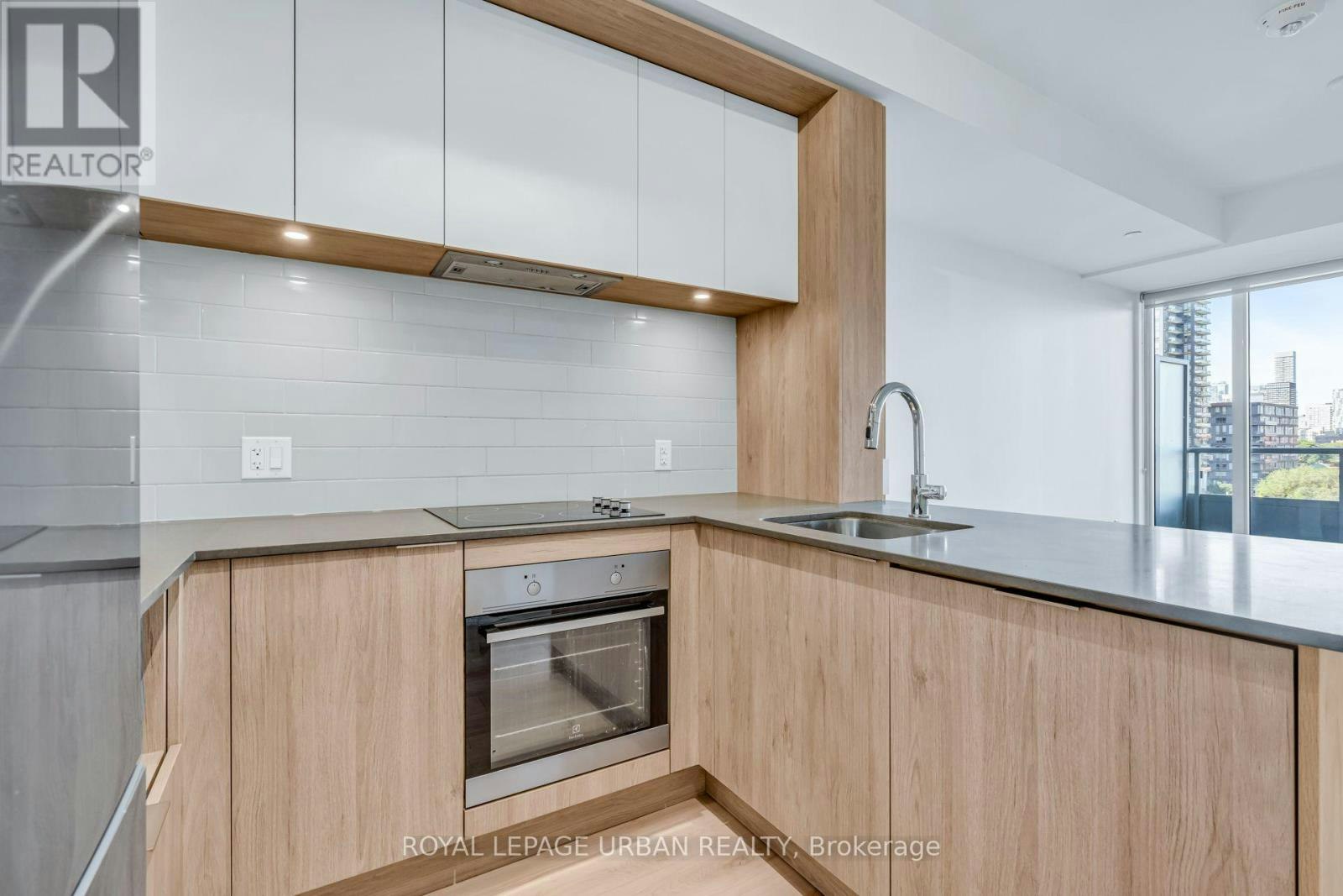 607-225 Sumach Street, Toronto, ON, M5A 0P8 - 12