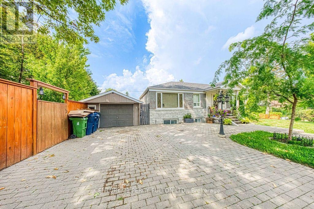 BSMT-36 Merryfield Drive, Toronto, ON, M1P 1J5 - 2