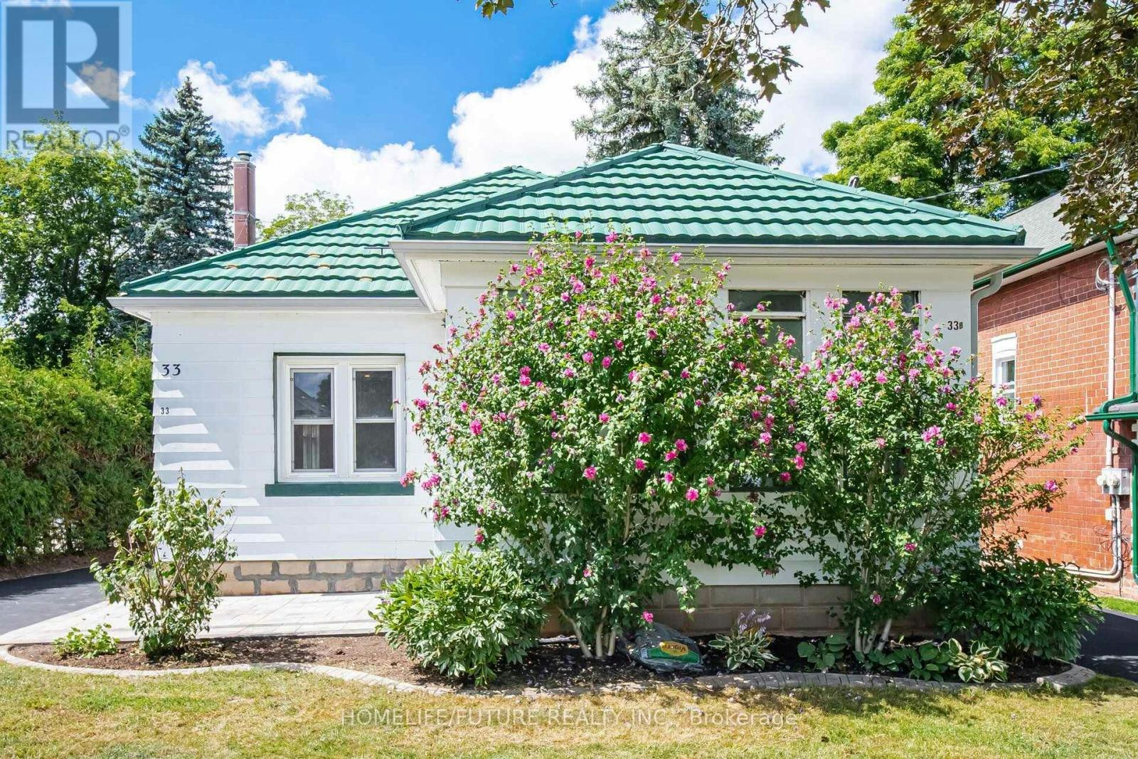33 Brock Street, Halton Hills, ON, L7J 1N3