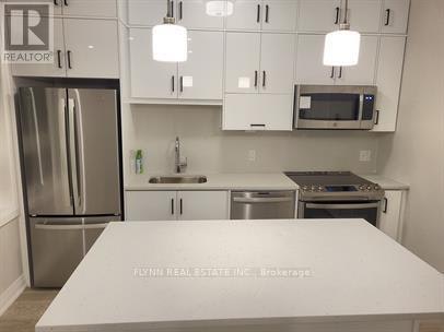 221-3265 Carding Mill Trail, Oakville, ON, L6M 0W6 - 2