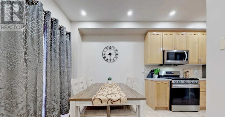 3258 Angel Pass Drive, Mississauga, ON, L5M 7J7 - 11