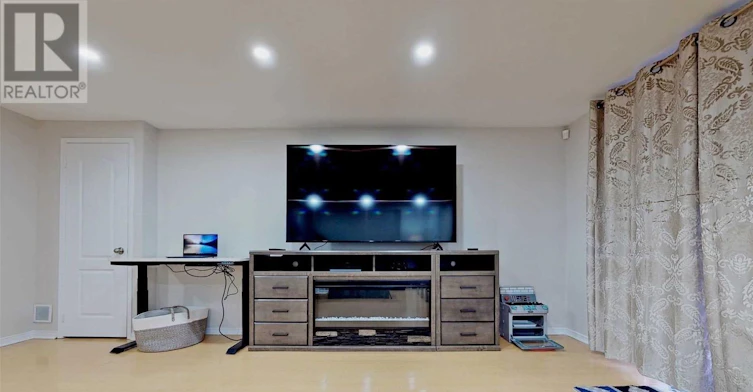 3258 Angel Pass Drive, Mississauga, ON, L5M 7J7 - 5