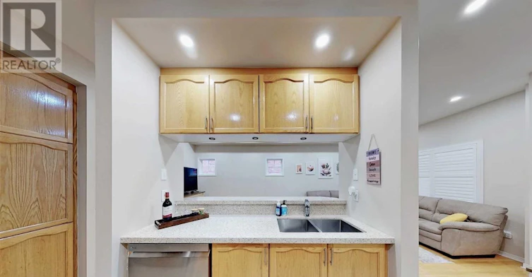 3258 Angel Pass Drive, Mississauga, ON, L5M 7J7 - 10